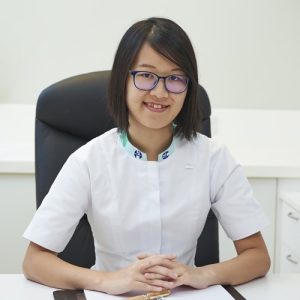 Dr Ee Pei Wen